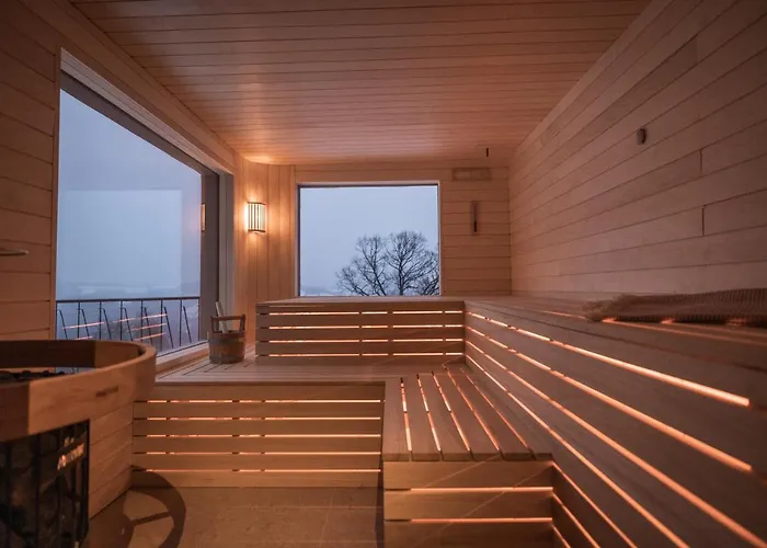 Fernblick מלון *